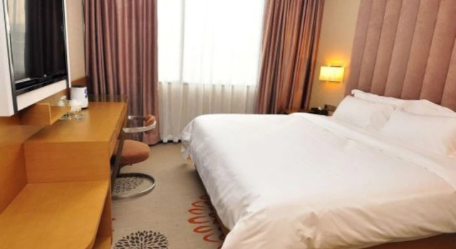 ENJOY HOTELS (Guangzhou Luoxi Metro Station)
