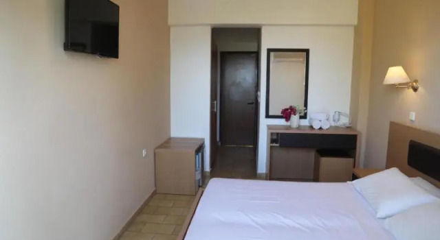 Четырёхместный номер Rhodian Sun Hotel