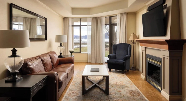 Люкс Premium The Royal Kelowna - Bellstar Hotels & Resorts