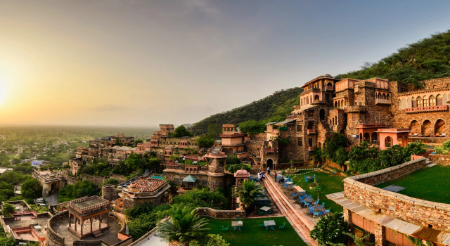 Номер Standard Neemrana Fort-Palace