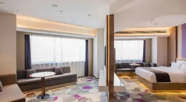 Двухместный люкс Deluxe Lavande Hotel (Nanchang West Railway Station, National Sports Center Metro Station)