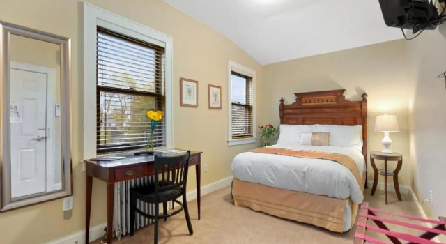 Двухместный номер Standard DeBary Inn