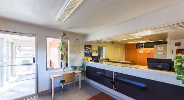Motel 6 Deming, Забронировать Мотель Отели Нью-Мексико с бассейном, Бассейн