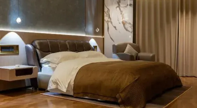 Люкс Deluxe Jinhui International Hotel