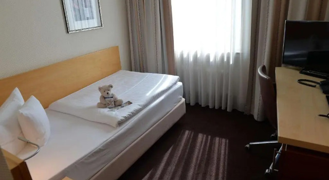 Одноместный номер Economy Best Western Hotel Hohenzollern