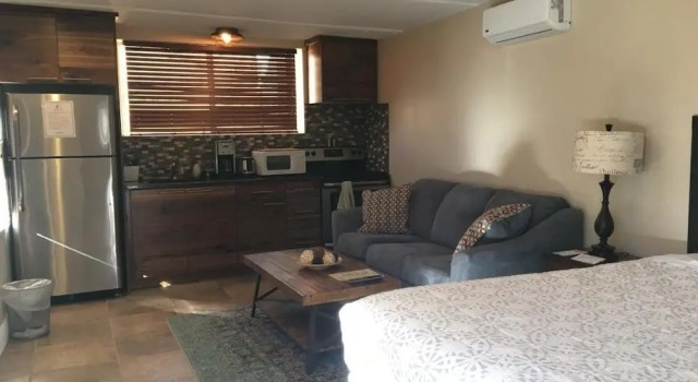 The Flagstone Boutique Inn & Suites, Забронировать Бутик-отель Канаб Kane County
