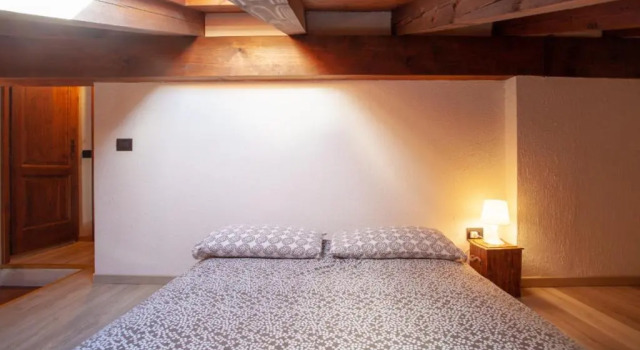 Chalet Mew, Забронировать Шале Отели Ла-Тюиль с парковкой, рядом с Эспас-Сан-Бернардо, Парковка
