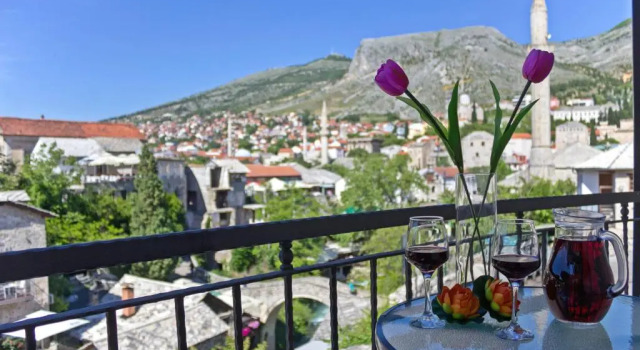 Одноместный номер Standard с балконом "VILLA DENY" Boutique HOTEL