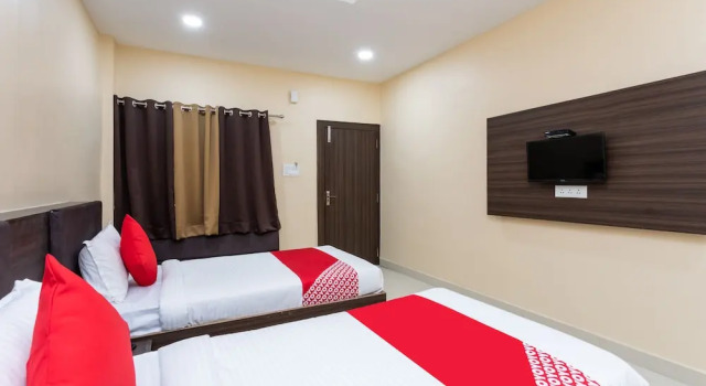 Номер Standard HOTEL SMR Palace