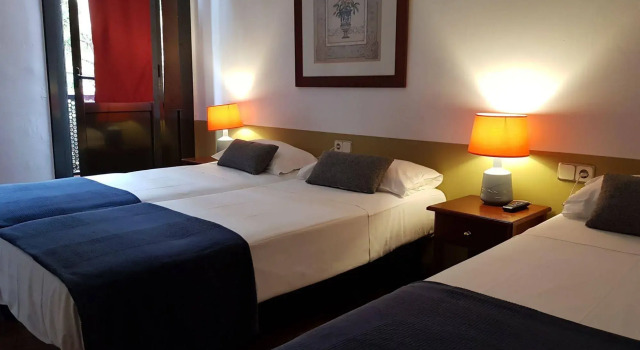 Hostal LK