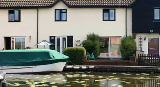 Коттедж Host Stay Quayside Cottage
