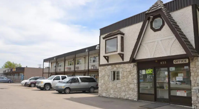 Coachman Inn