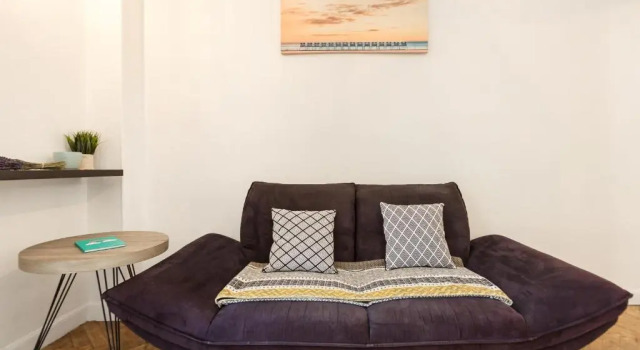 Amazing 1 Bedroom Loft in Nice City Centre Seafront, Забронировать Апартаменты/квартира Отели Ниццы с парковкой, Парковка