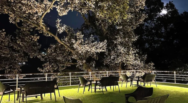 Номер Deluxe Rosefinch Sarovar Portico Bhimtal