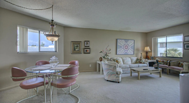 Anna Maria Island Beach Sands 101, Забронировать Курортный отель Брейдентон Sarasota Area, рядом с Центр парасейлинга "Фан-энд-Сан Парасейл"