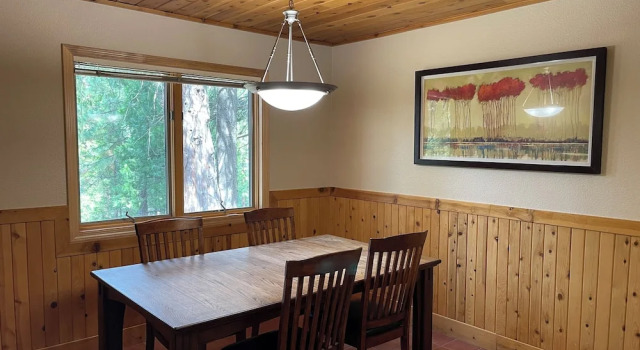 Двухместный номер Superior с видом на озеро Mount Shasta Resort
