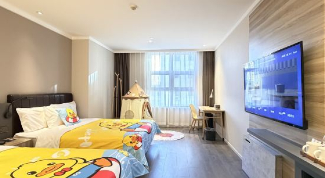 Семейный тент HanTing Premium Hotel (Changchun Ecological Plaza)