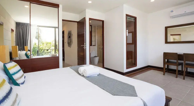 Stylish 3BR Pool Access Villa Argent 9