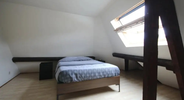 Large Duplex Châtelain