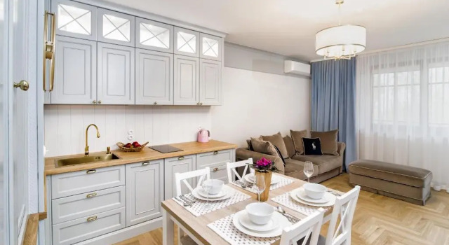 Apartament ,,Cesarski Dwór”, Varaa Huoneisto Hotellit Pommeri pysäköinnillä, Pysäköinti