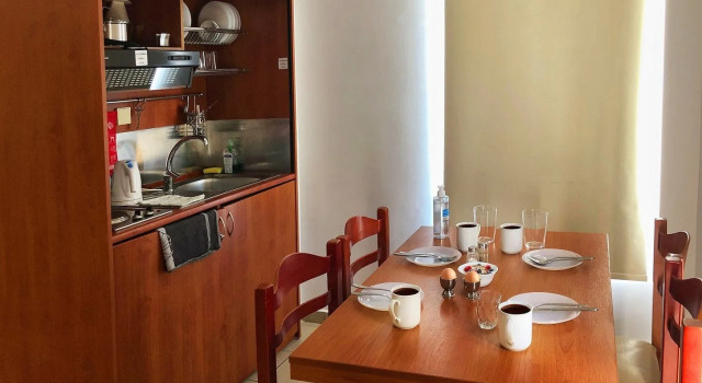 Апартаменты с видом на море Caravel Hotel Apartments