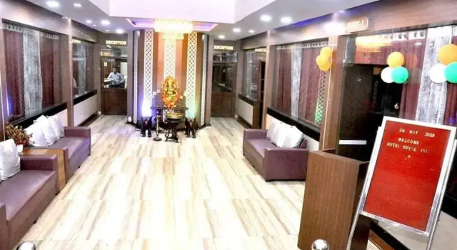 Hotel Royal Inn, Забронировать Отель Отели штата Махараштры 3 звезды, 3*
