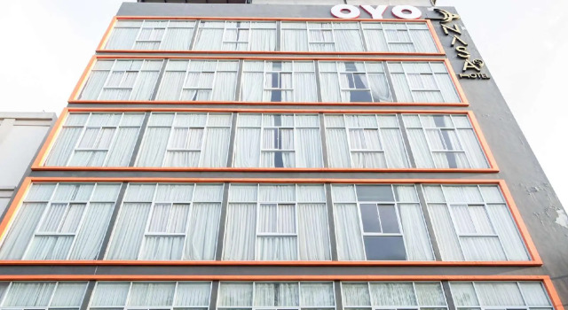 OYO 676 Nasa Hotel