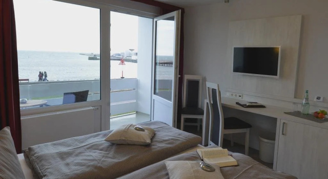 Hotel Hochseeinsel, Забронировать Отель Гельголанд North Sea Coast Germany, рядом с Гельголанд, паромный порт