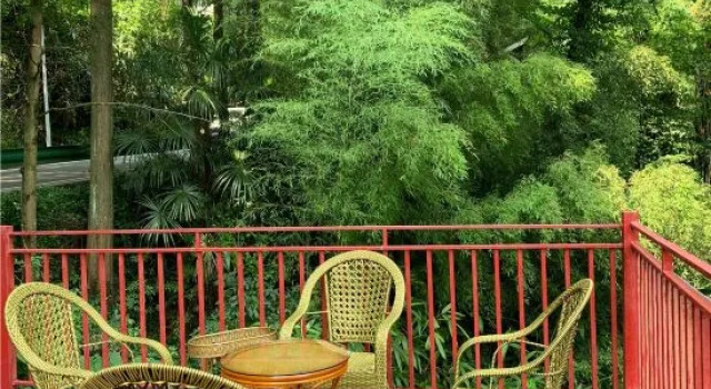 Qingcheng Mountain Shanyin Fanchen Homestay, Boek Hotel Hotels in Chengdu met parkeren, Parkeren