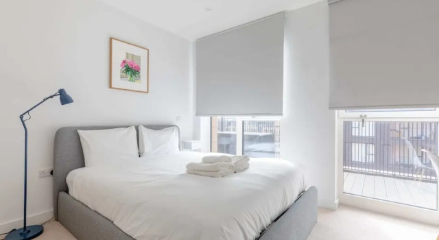 Апартаменты Stylish 2BD Oasis W/balcony South East London!