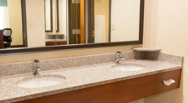 Люкс Drury Inn & Suites St. Louis-Southwest