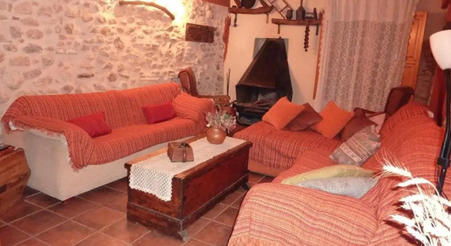 Casa Rural Calaceit, Забронировать Отель Сан-Матео Castellon Province, рядом с Les Presons - Музей средневековой тюрьмы