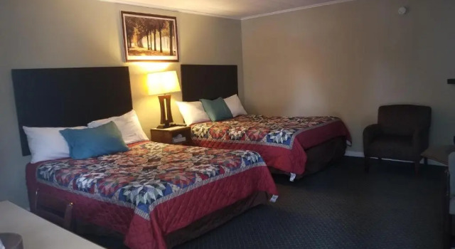 Четырёхместный номер Standard Fiesta City Motel