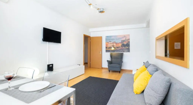 Lisboa, Cidade, Elegant Apartment with Air Cond, Free WIFI and Near Metro, by IG, Забронировать Апартаменты/квартира Апартаменты Лиссабона, рядом с Стадион «Жозе Алваладе», Апартаменты/квартира