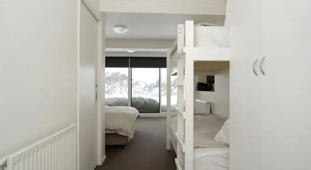 Lawlers 6, Book Hotel Hotham Heights Victorian High Country