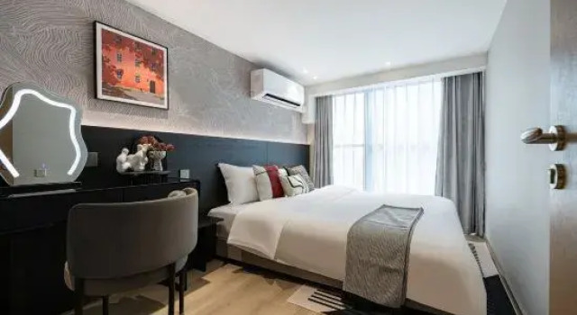 Люкс Autumn Qiuzhenxuan Boutique Stay (Wuyi Square)