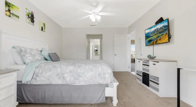 Waterfront Villa with Heated Pool - Villa Wine Down - Roelens Vacations, Забронировать Вилла Кейп-Корал Southwest Florida