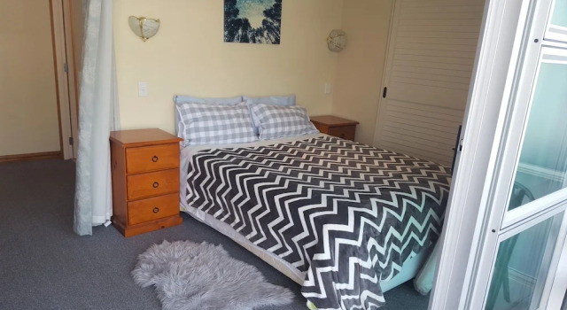 QV Harbour Affordable Apartment - 668
