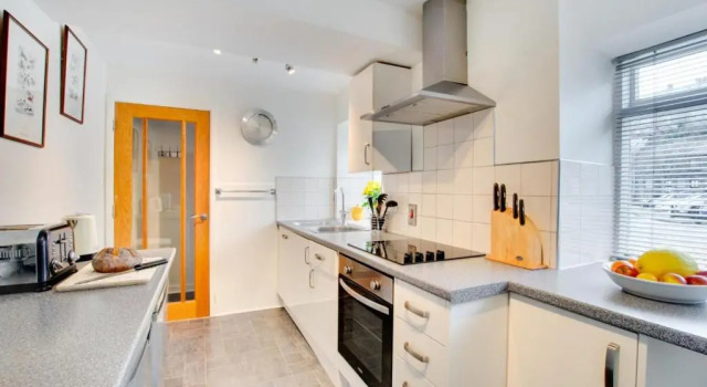 Коттедж Greaves Wharf House
