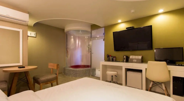 Camera Business Aria Motel