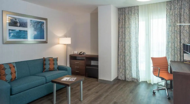 Люкс с 2 комнатами Staybridge Suites Puebla by IHG