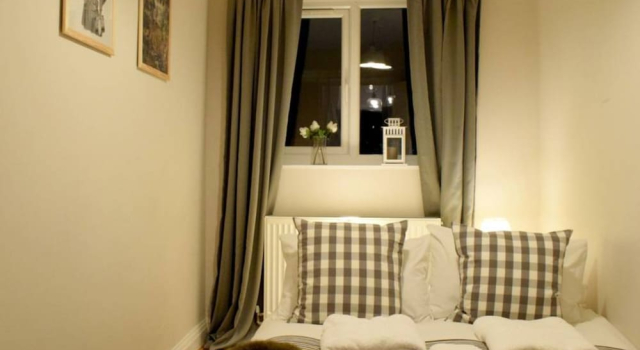 3 Bedroom Flat in Parsons Green With Roof Terrace, Забронировать Дом для отпуска Виллы Большого Лондона, Вилла