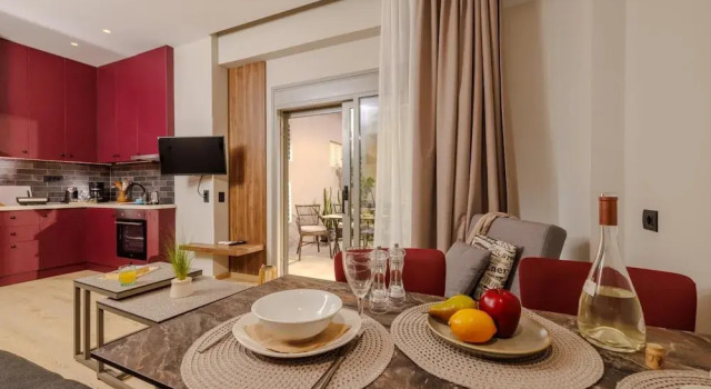 Jolly Suites, Забронировать Отель Ираклион Центральный Крит