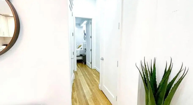 Апартаменты 62-2b Renovated 1BR in Prime Upper East Side