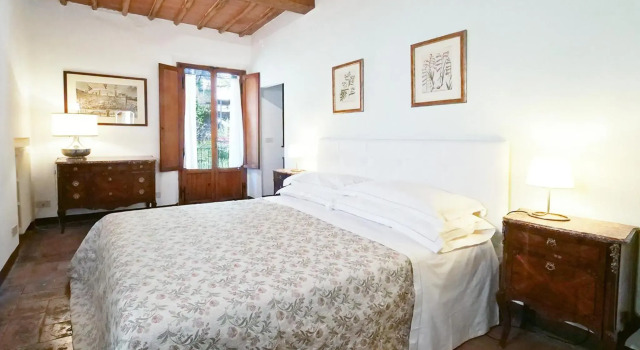 Mint Apartment - Super Central, Quiet, Romantic, close to Finest Restaurants