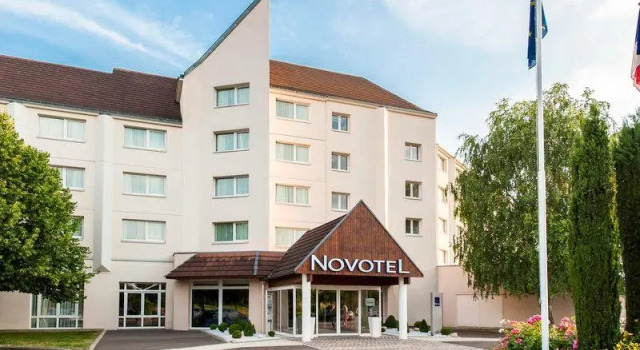 Двухместный номер Standard Novotel Beaune