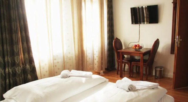 Двухместный номер Standard с балконом Hotel Viktoria