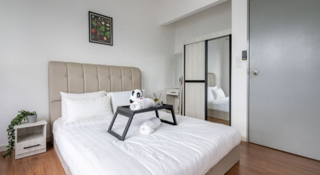 M Vertica Pure Cove Kuala Lumpur 12pax