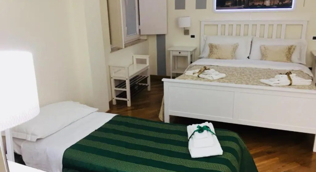 SUITE 188 - Via Roma, Забронировать Отель Отели Кастелламмаре-Вуччирия с парковкой, Парковка