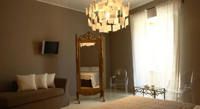 B&B 22